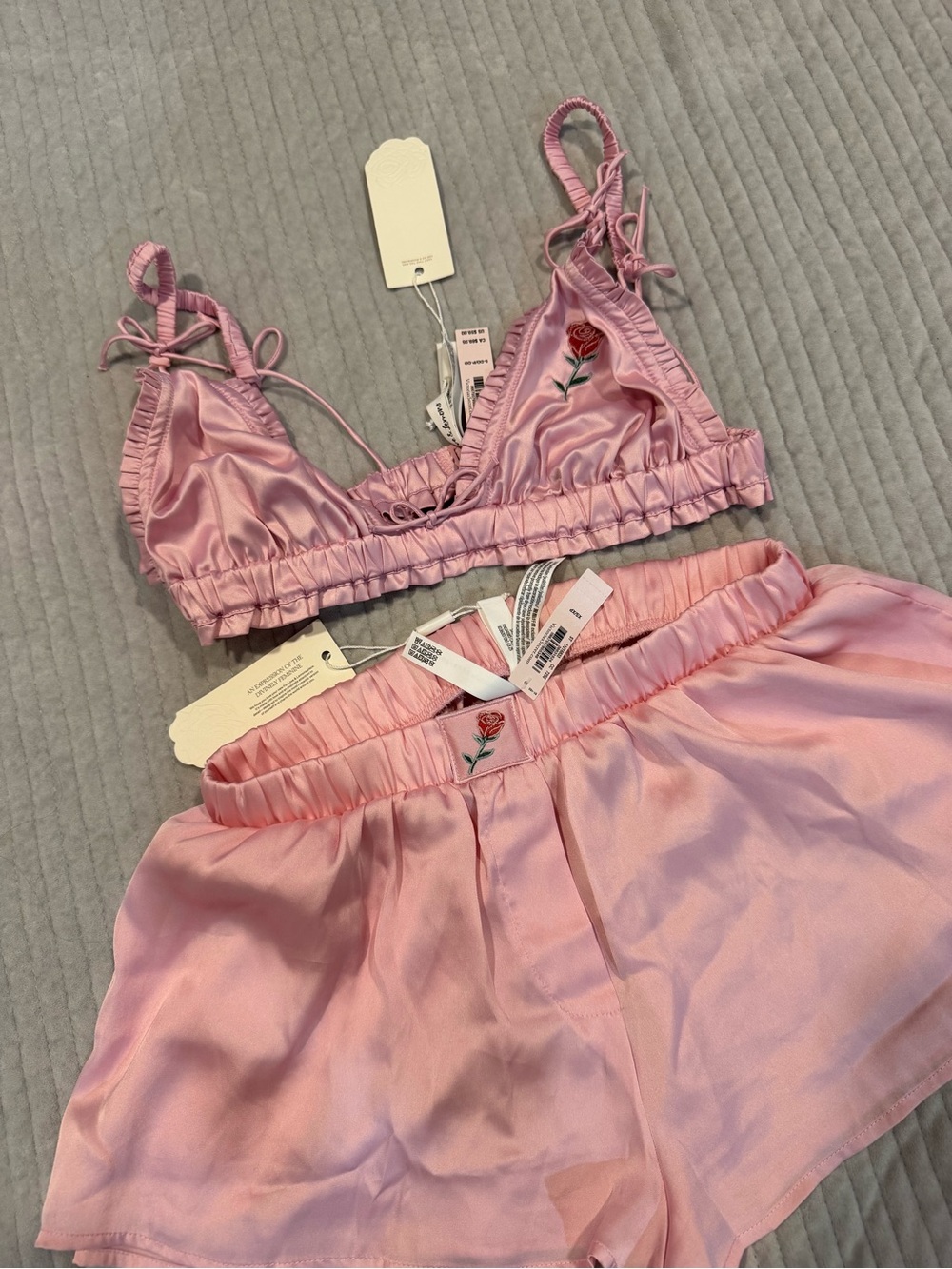 For Love And Lemons Everyday Pink Ruffle Triangle Bralette & Shorts Set - Picture 10 of 11